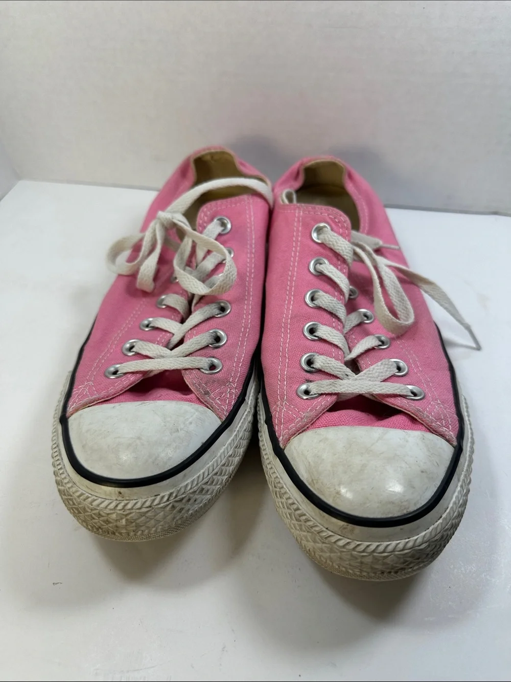 Converse Unisex Women’s 9 Shoes Pink Low-Top Canvas Sneakers